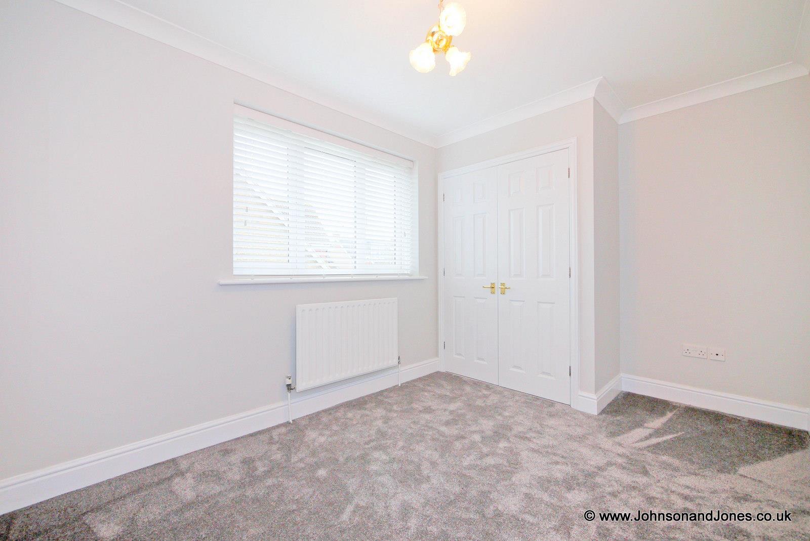 House Springfields Close in Borough of Runnymede