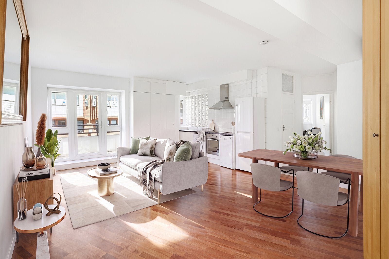 Flat Harrington Road in Greater London