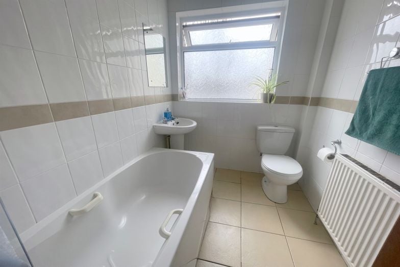 Flat Firle Road in Seaford