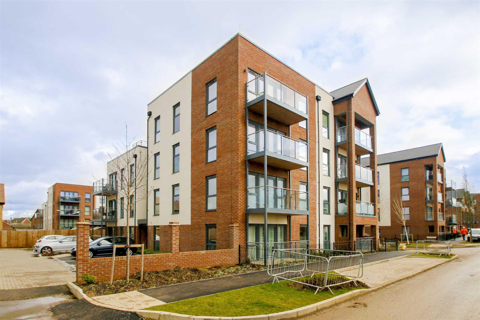 Flat Gambit Avenue in Milton Keynes