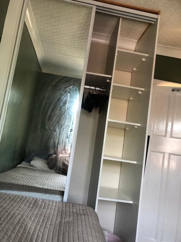 Room Allan Way in Greater London