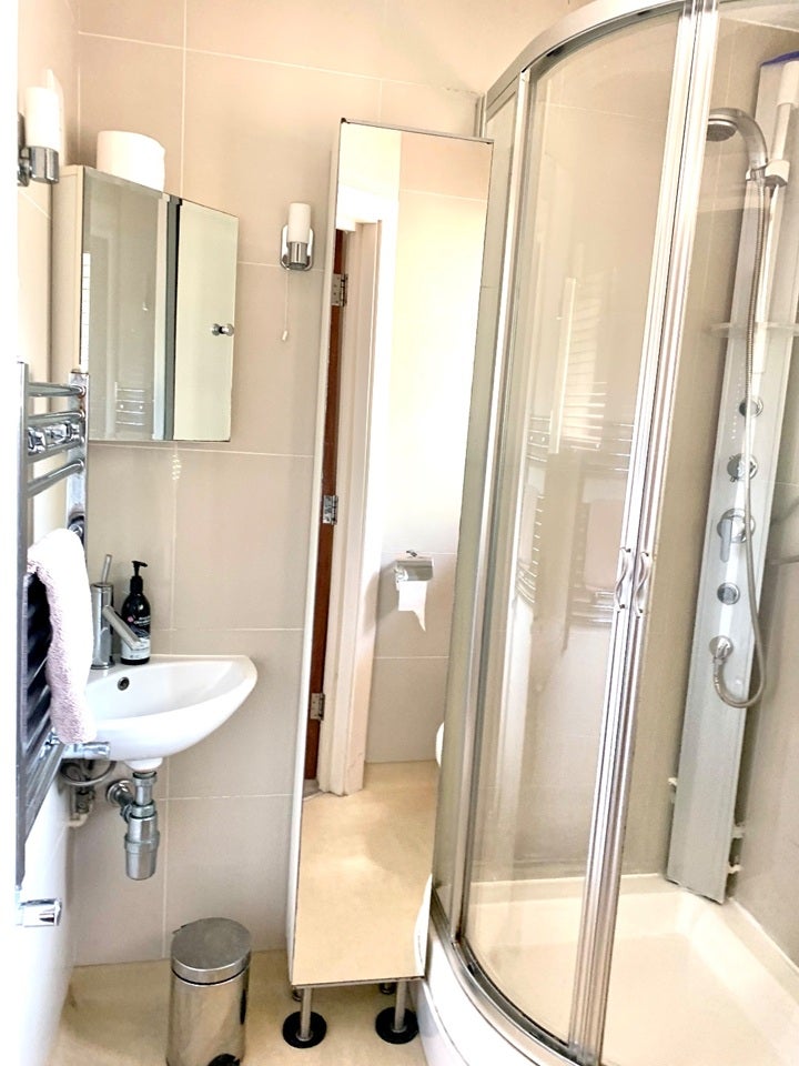 Flat Hartfield Crescent in Greater London