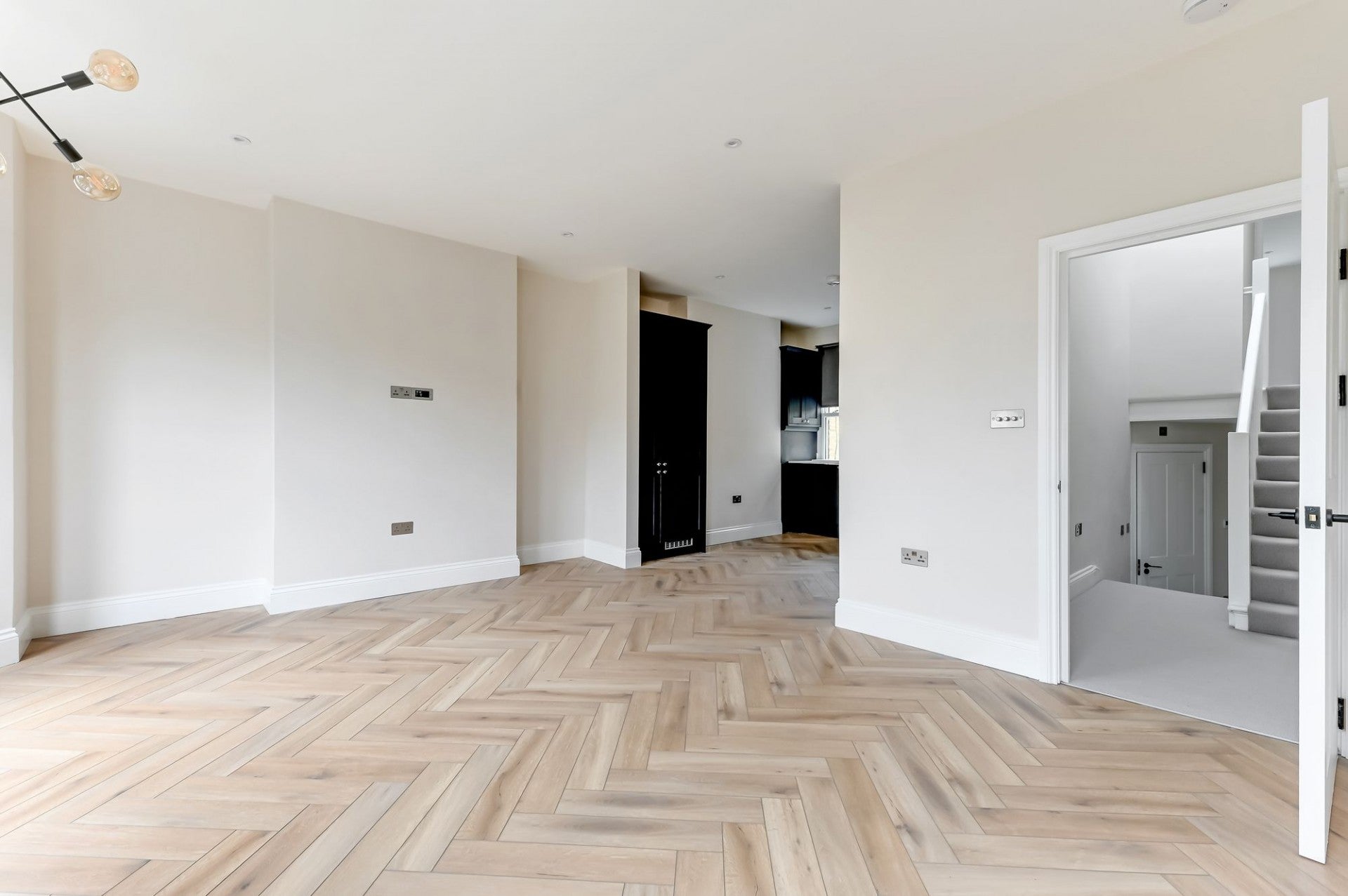 Flat Irene Road in Greater London