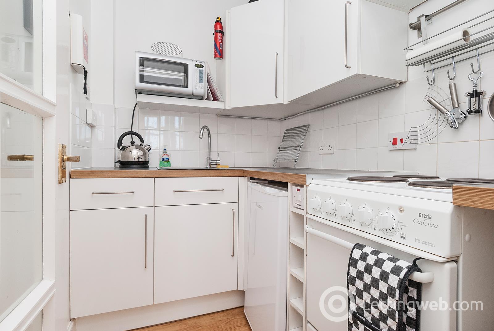 Flat Leith Walk in City of Edinburgh