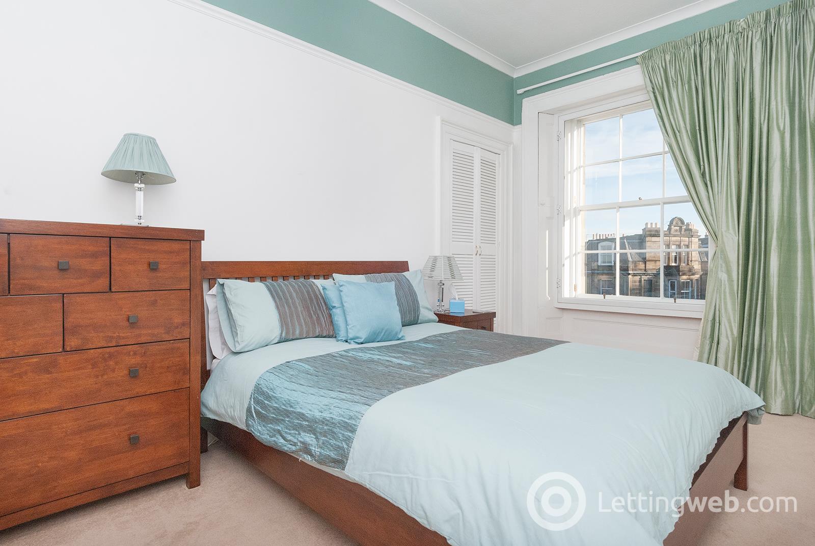 Flat Leith Walk in City of Edinburgh