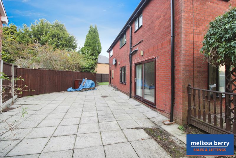 Flat Sergeants Lane in Prestwich