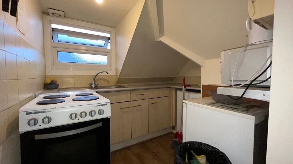 Room Anson Road in Greater London