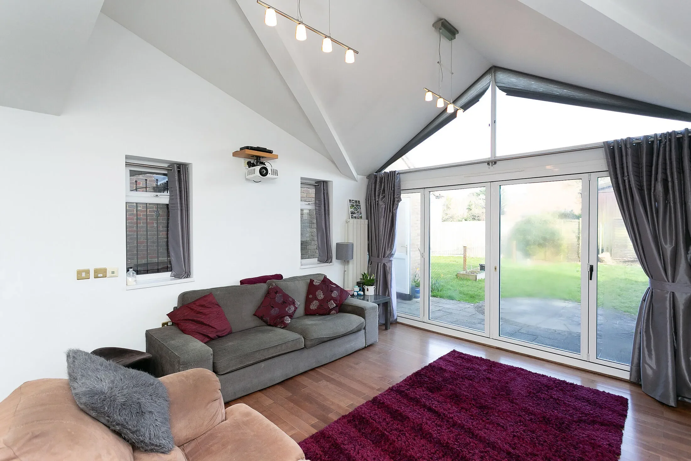 House Westland Close in Three Rivers