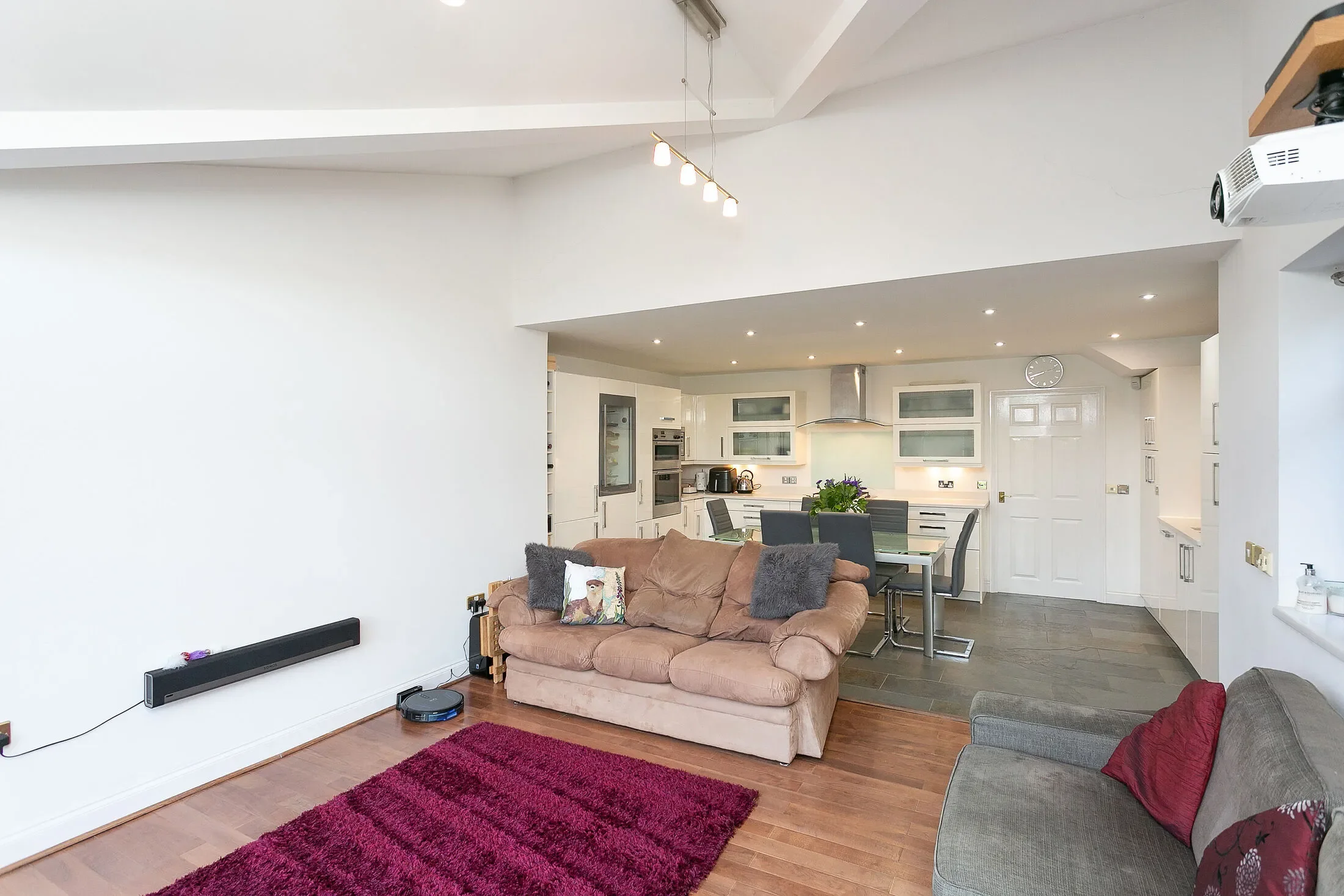 House Westland Close in Three Rivers