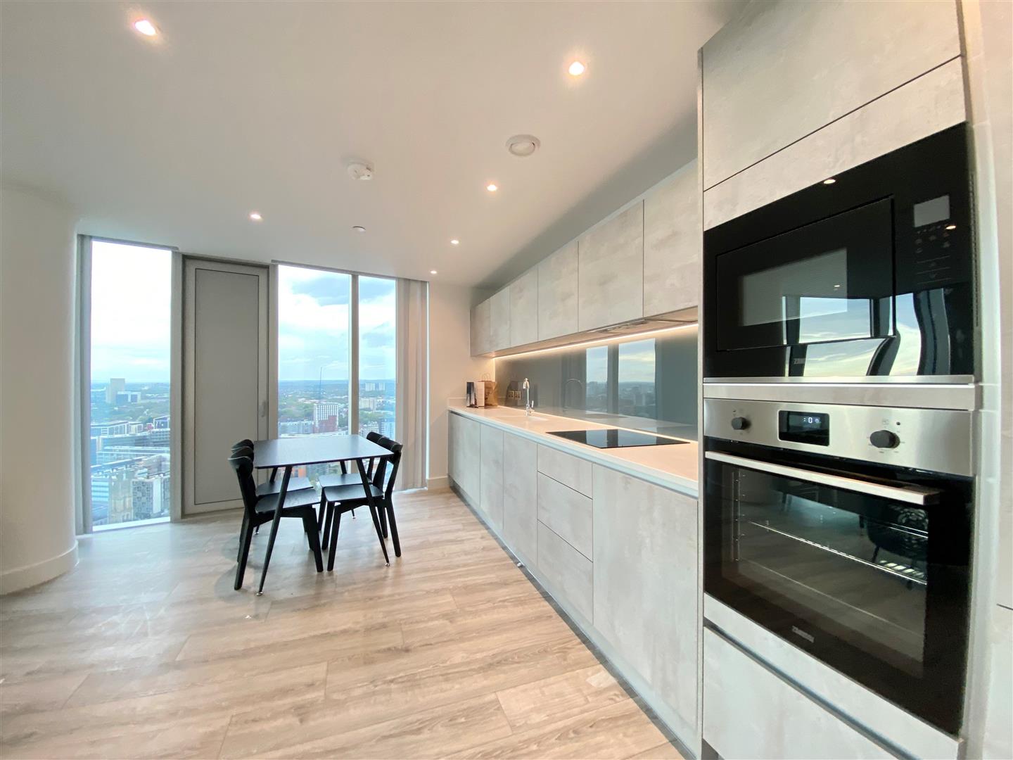 Flat Silvercroft Street in Manchester