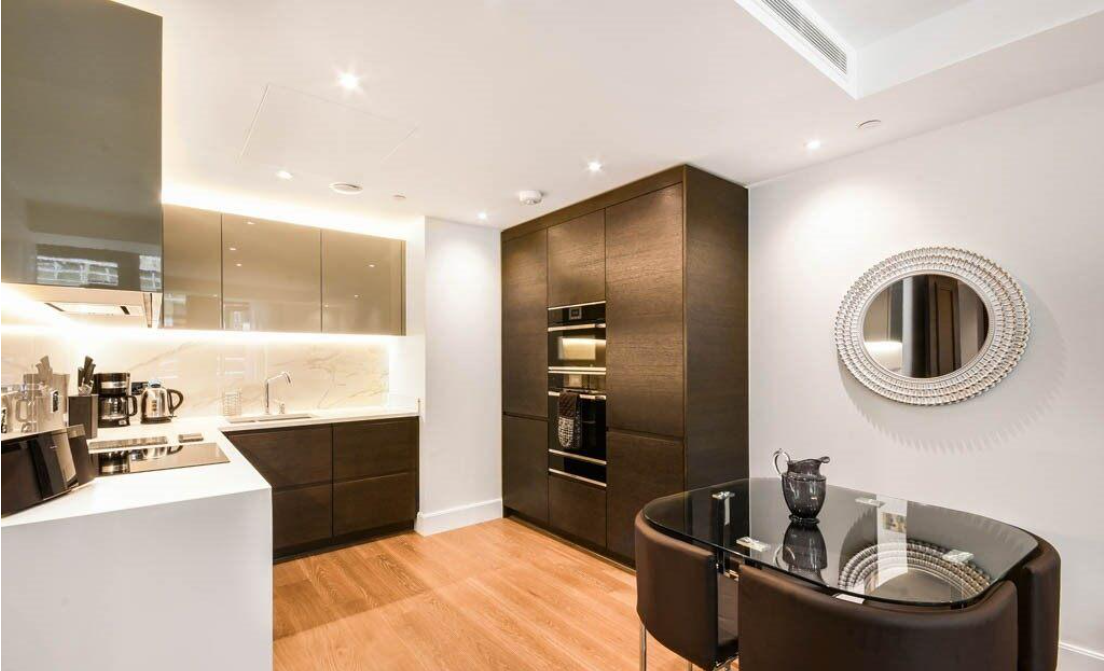 Flat Warwick Lane in Greater London