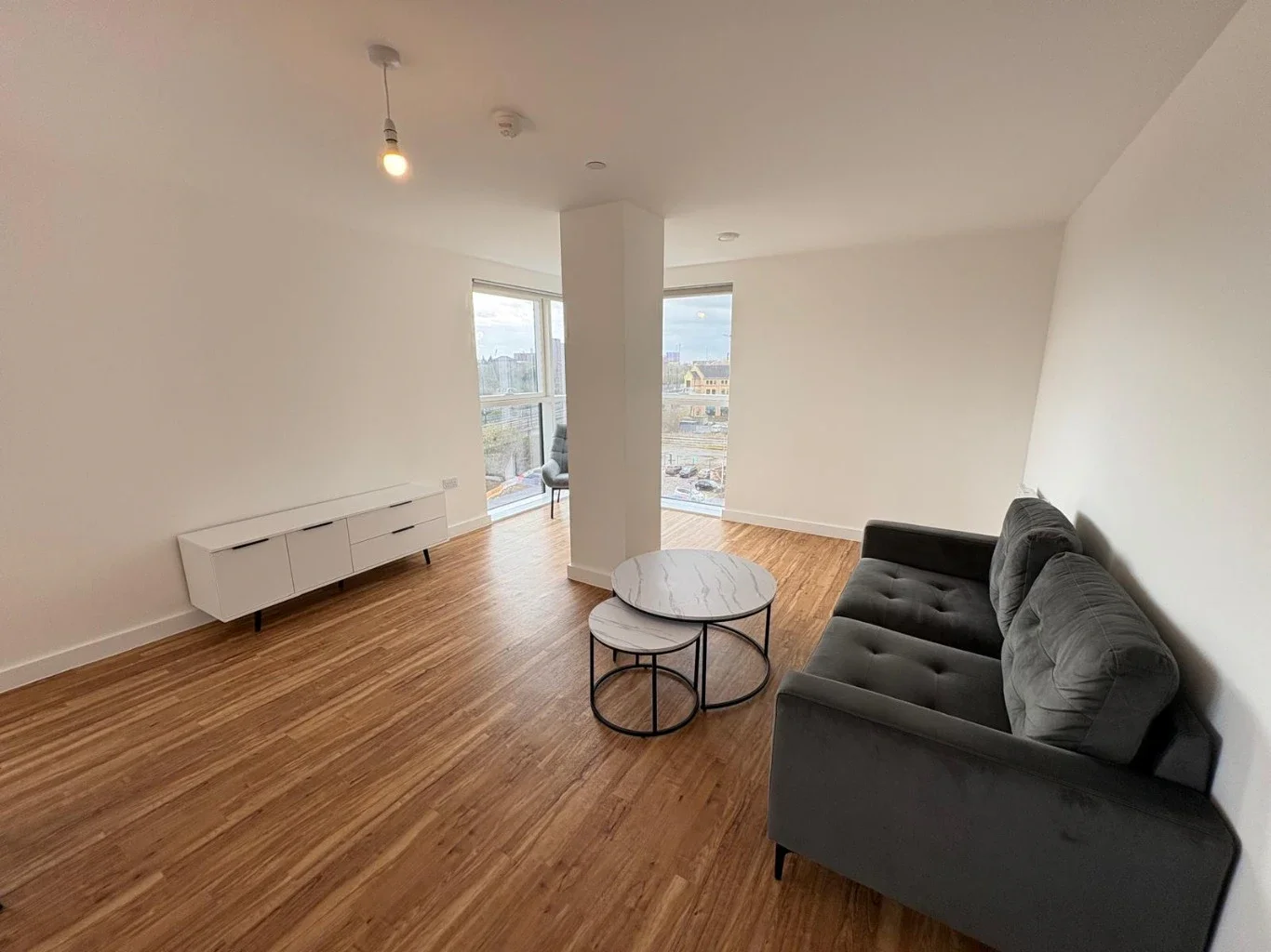 Flat Pomona Strand in Trafford