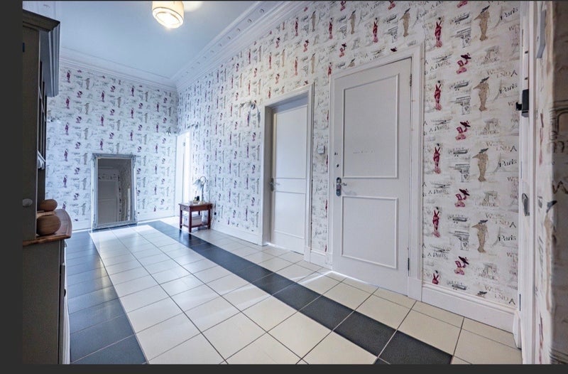 Room Onslow Drive in Glasgow
