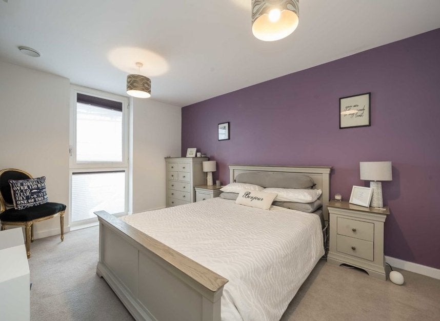 Flat Baltic Avenue in Greater London