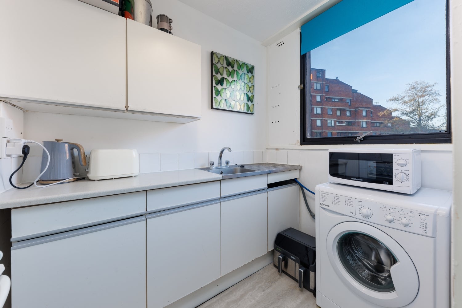 Flat Charlwood Street in City of Westminster