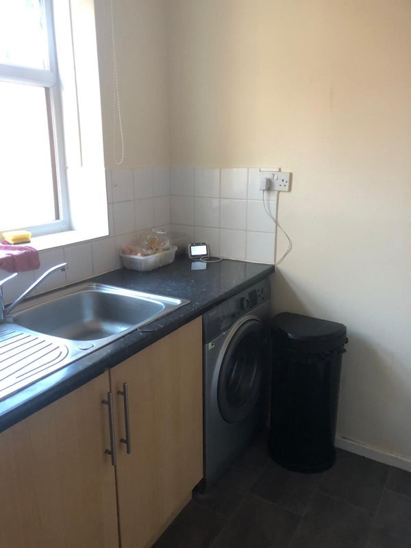 Room Ellesmere Road in Newcastle upon Tyne
