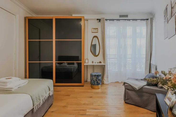 Appartement Rue de Maubeuge à Paris