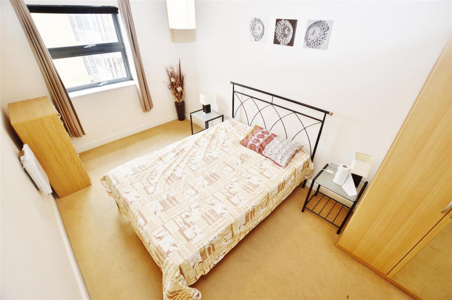 Flat Maltings Close in Greater London