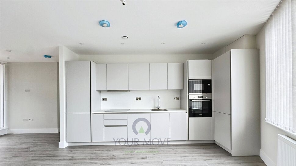 Flat Crayford Road in Dartford