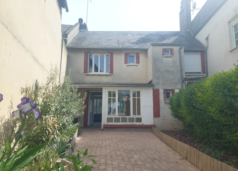 House Rue Gambetta in Verneuil d'Avre et d'Iton