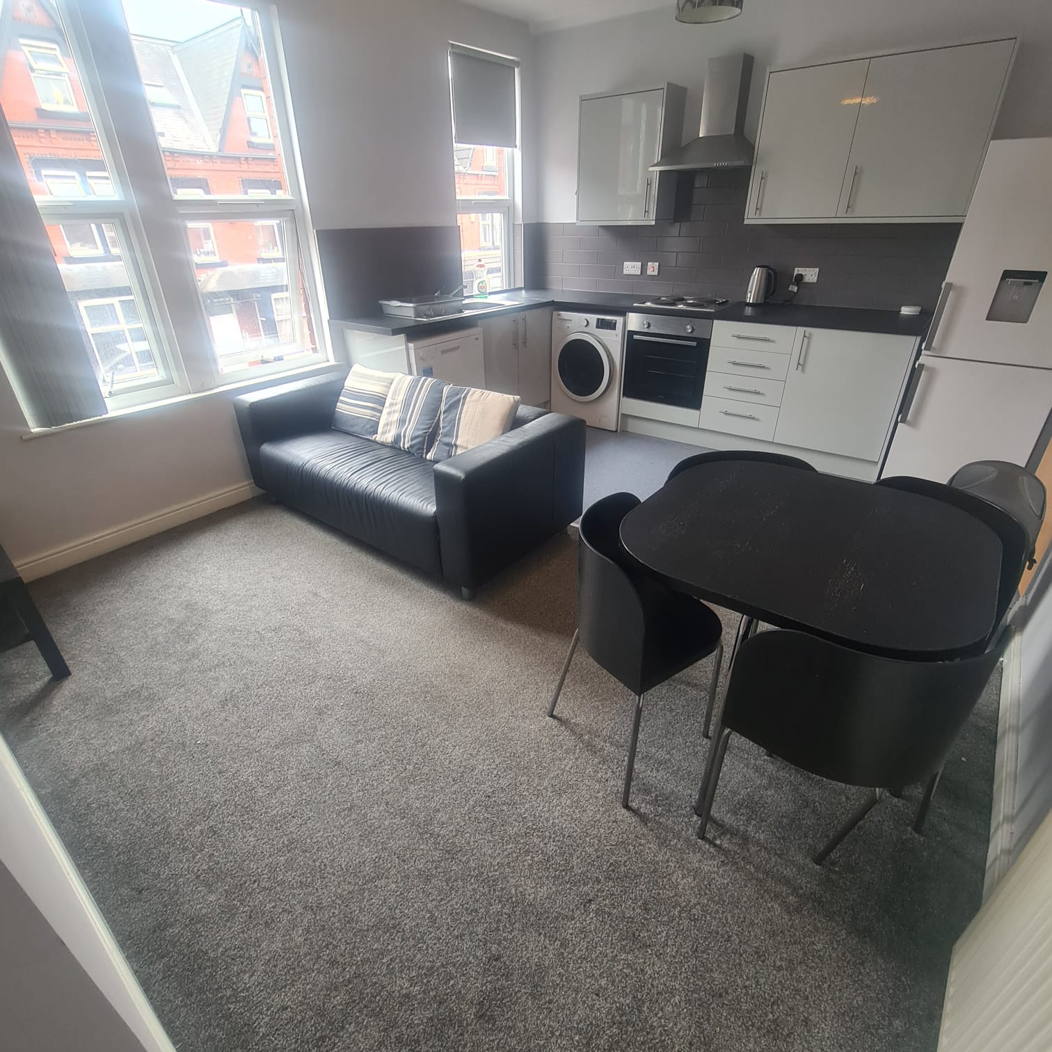 Flat Winston Gardens in Leeds