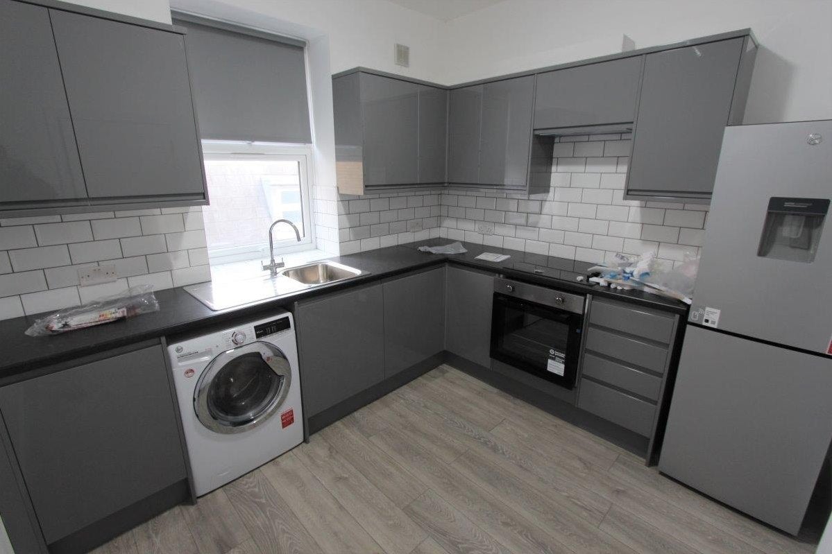 Flat Camden High Street in Greater London
