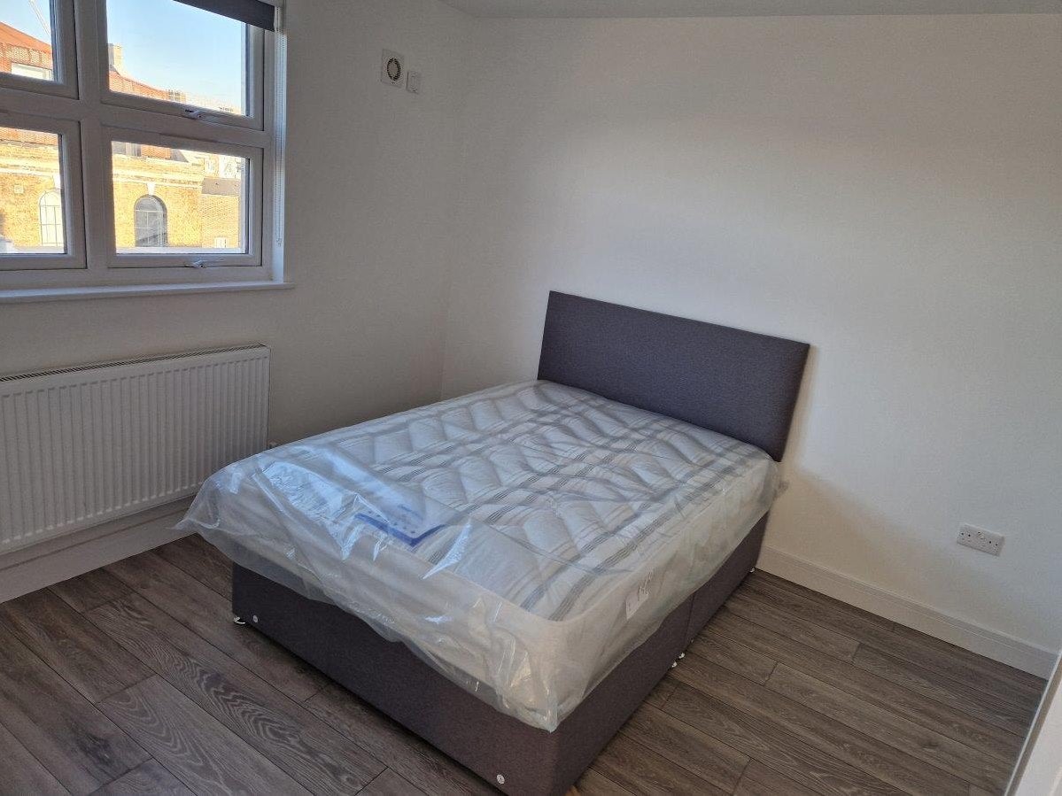 Flat Camden High Street in Greater London