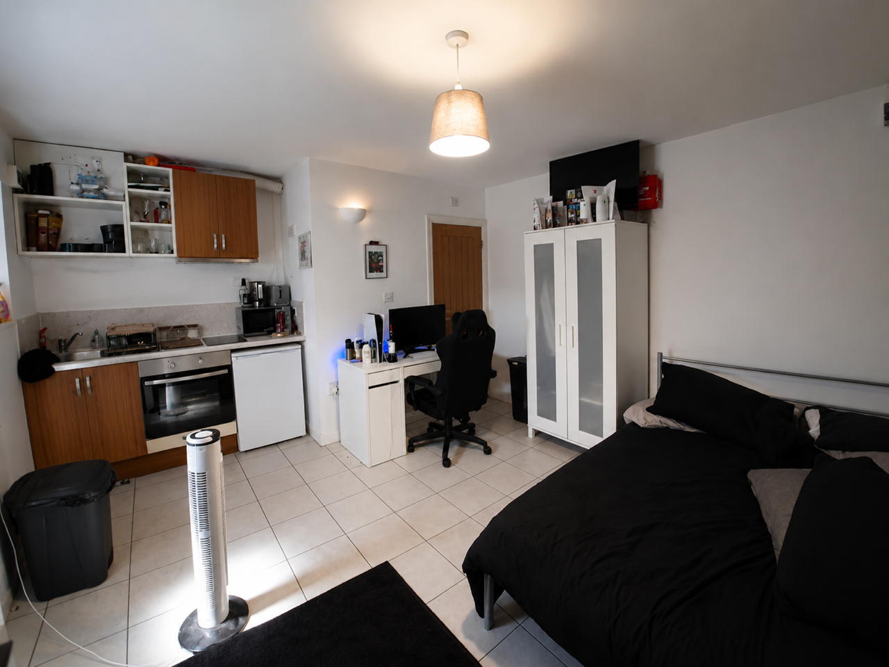 Flat Round House Road in Coventry