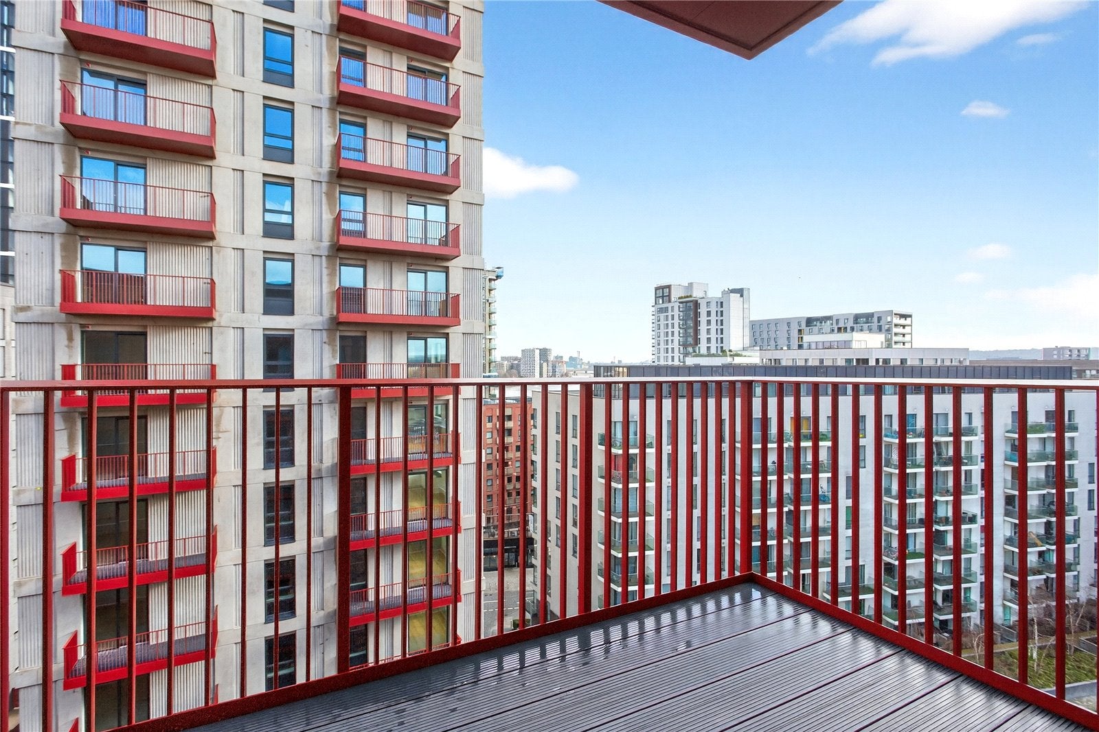 Flat Pilot Walk in Greater London