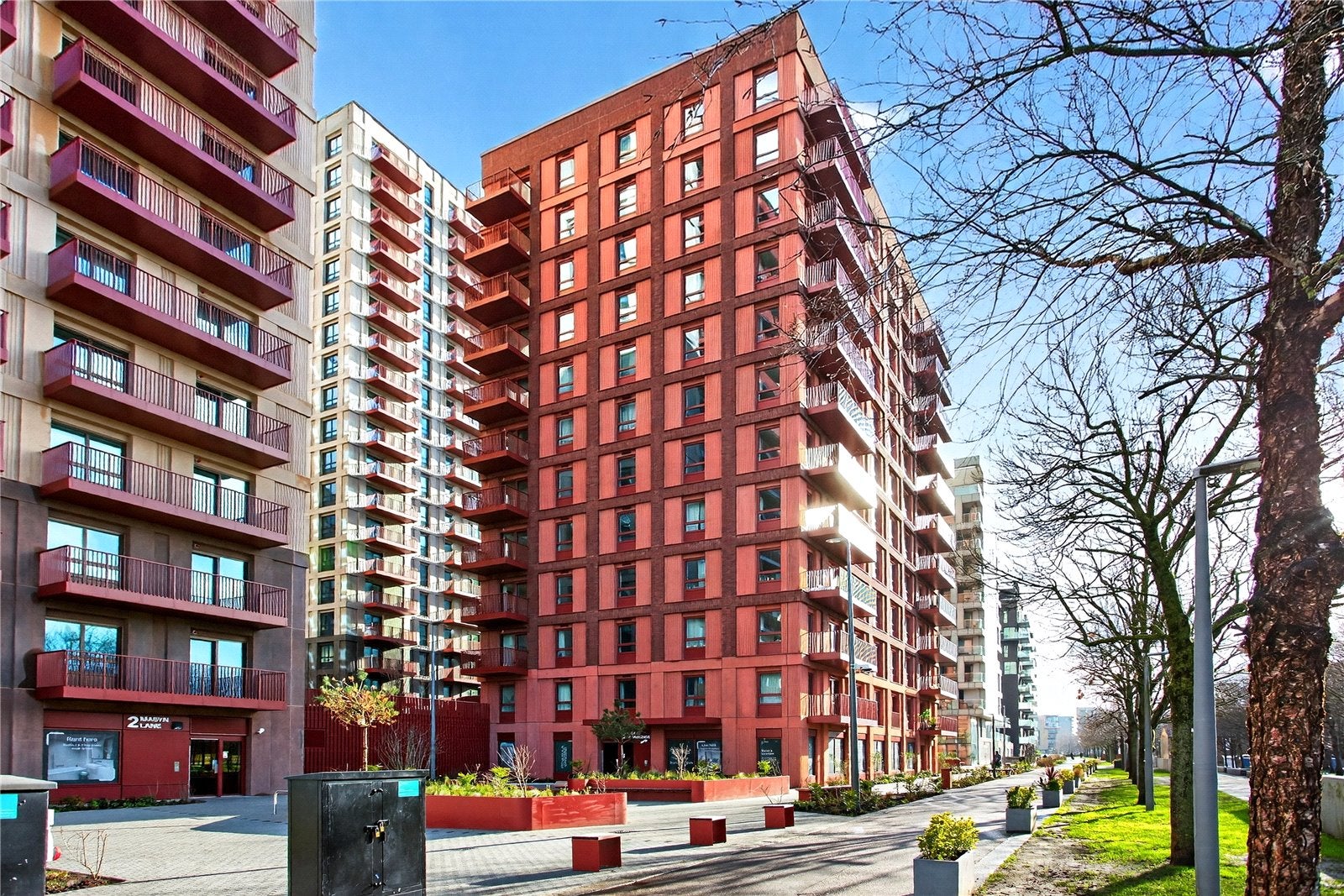 Flat Pilot Walk in Greater London
