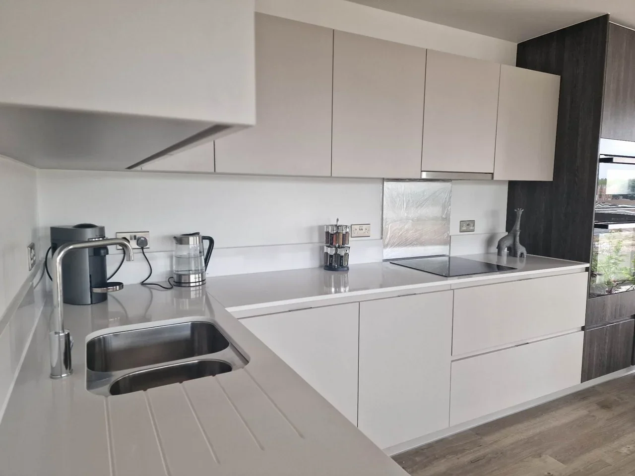 Room Plowden Road in Greater London
