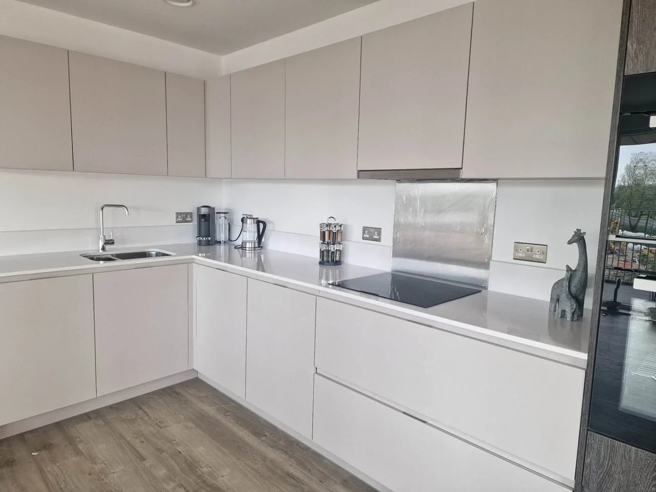 Room Plowden Road in Greater London