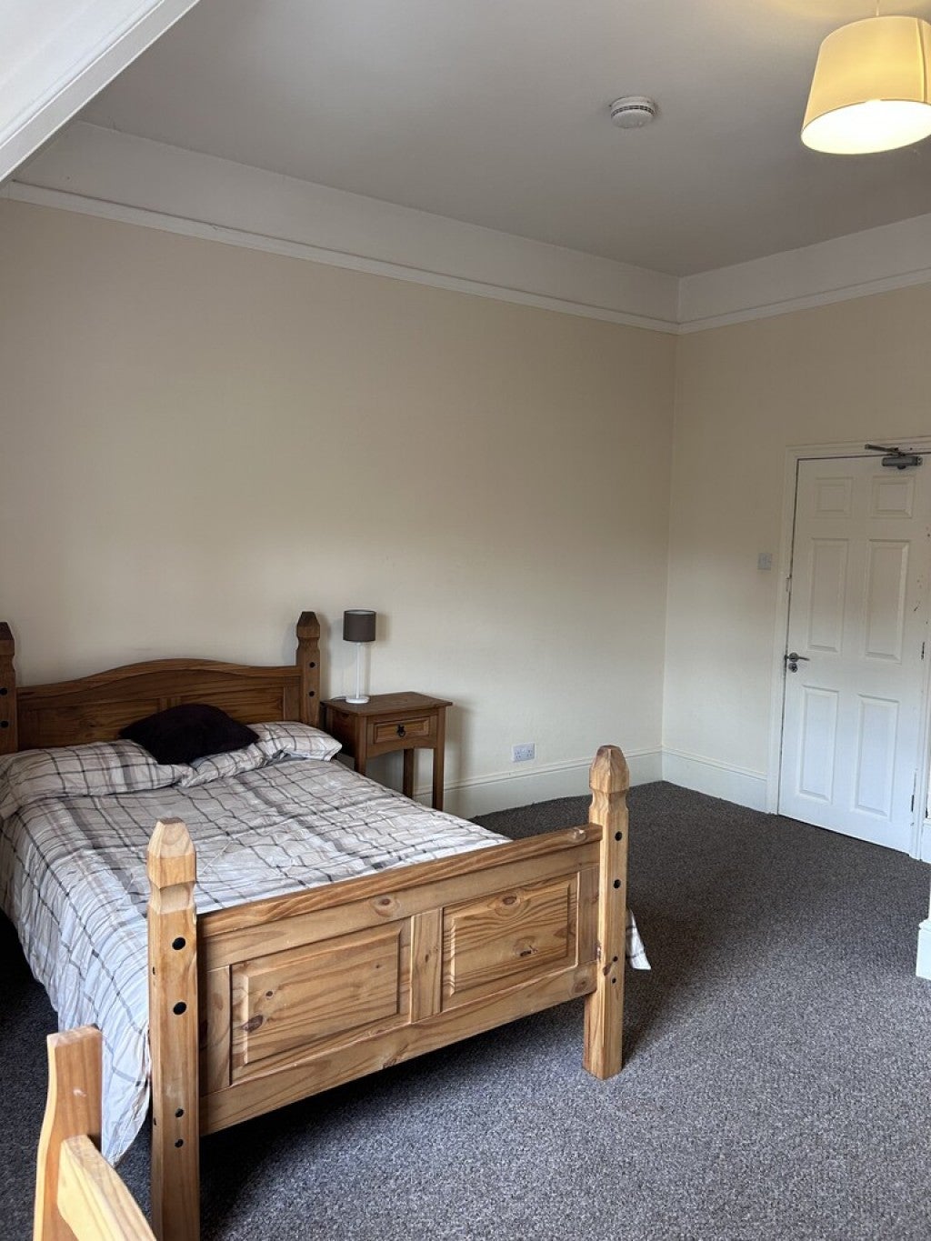 Room Windsor Street in Coventry