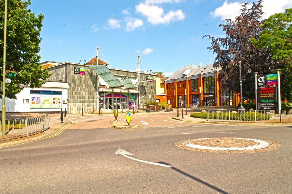 Flat The Square in Surrey Heath