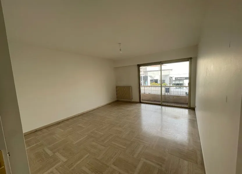 Appartement Avenue de Nice à Cagnes-sur-Mer
