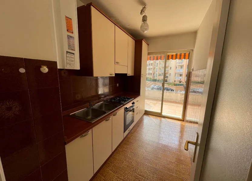 Appartement Avenue de Nice à Cagnes-sur-Mer