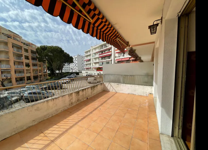 Appartement Avenue de Nice à Cagnes-sur-Mer