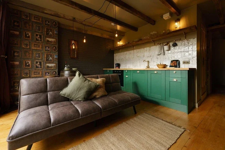 Flat Tanner Street in Greater London