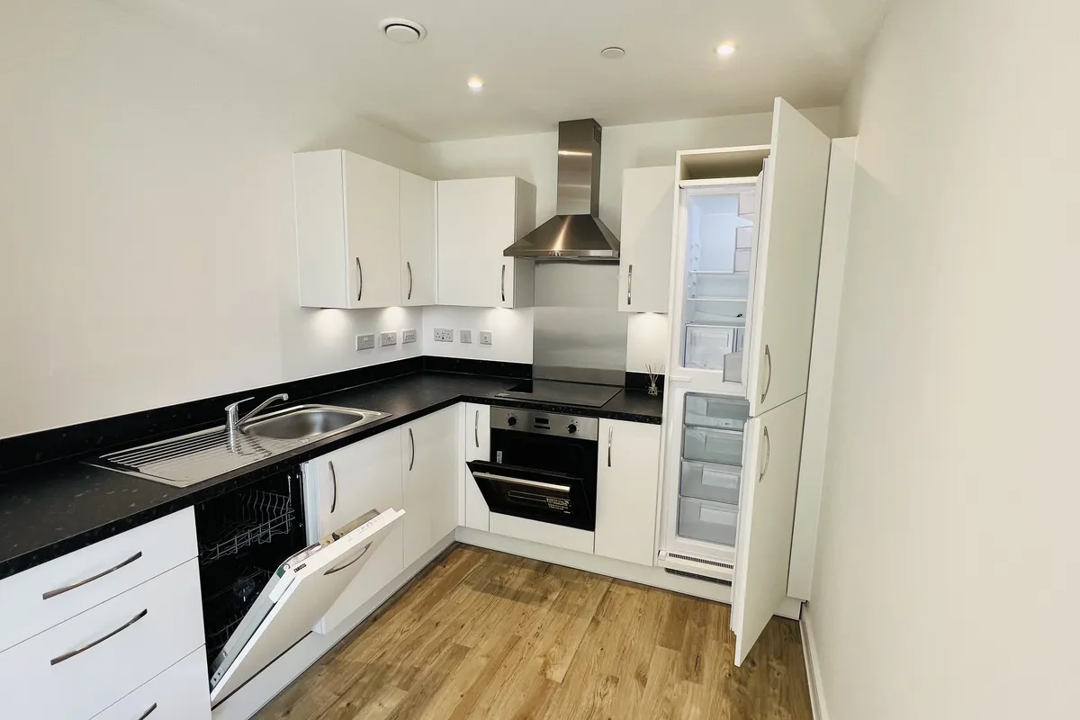 Room Forlease Road in Maidenhead
