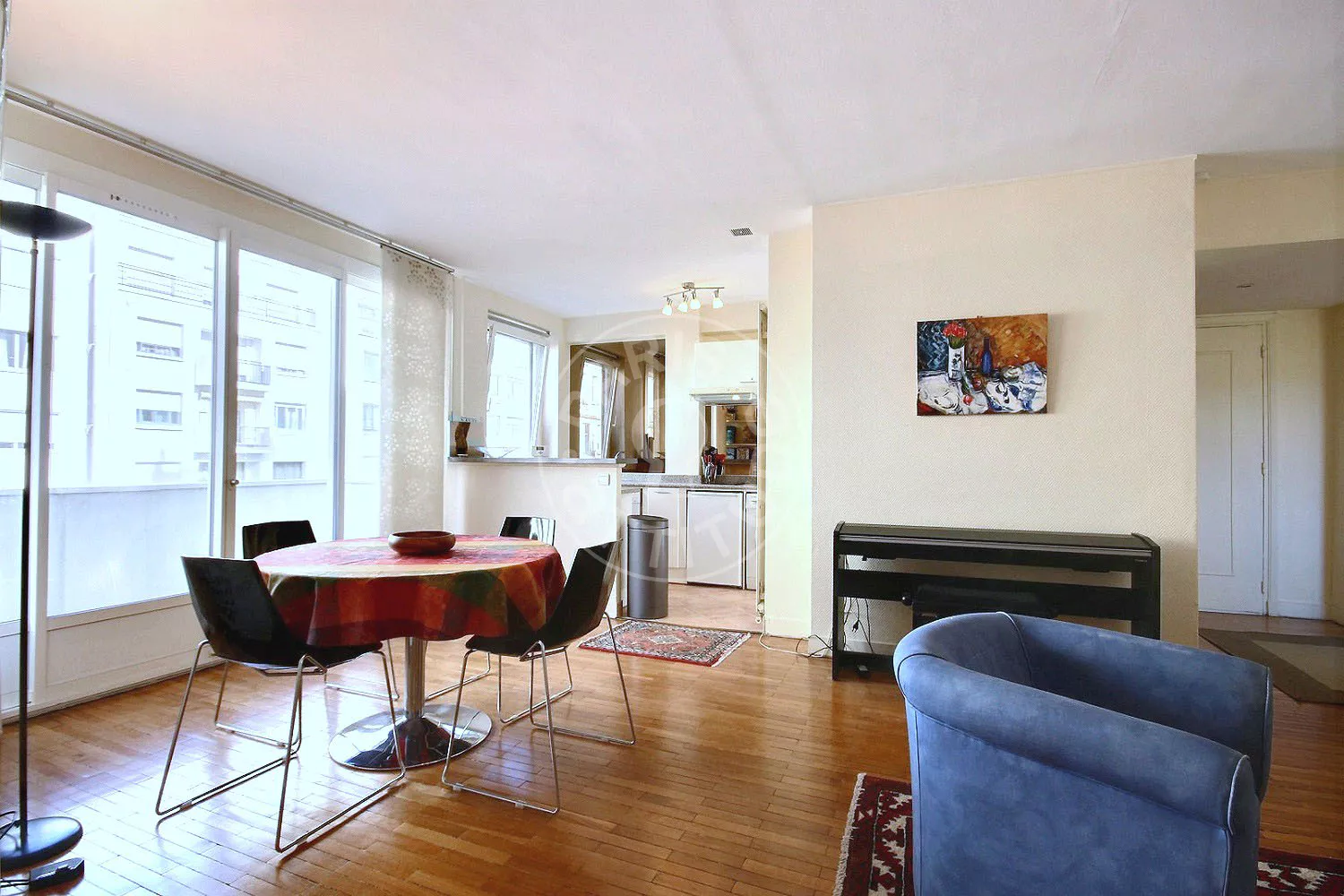 Appartement Rue de l'Université à Paris