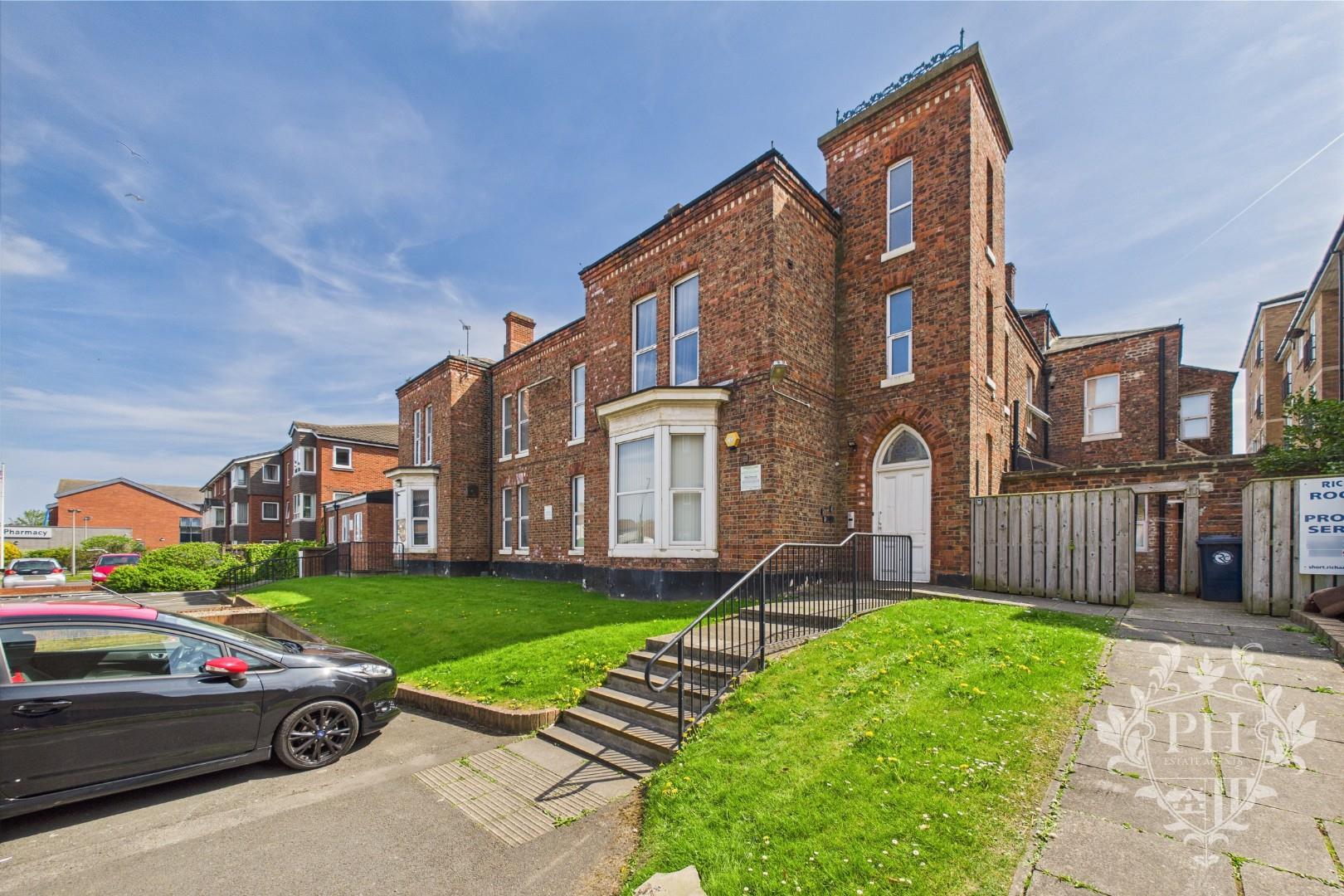 Flat Coatham Road in Redcar