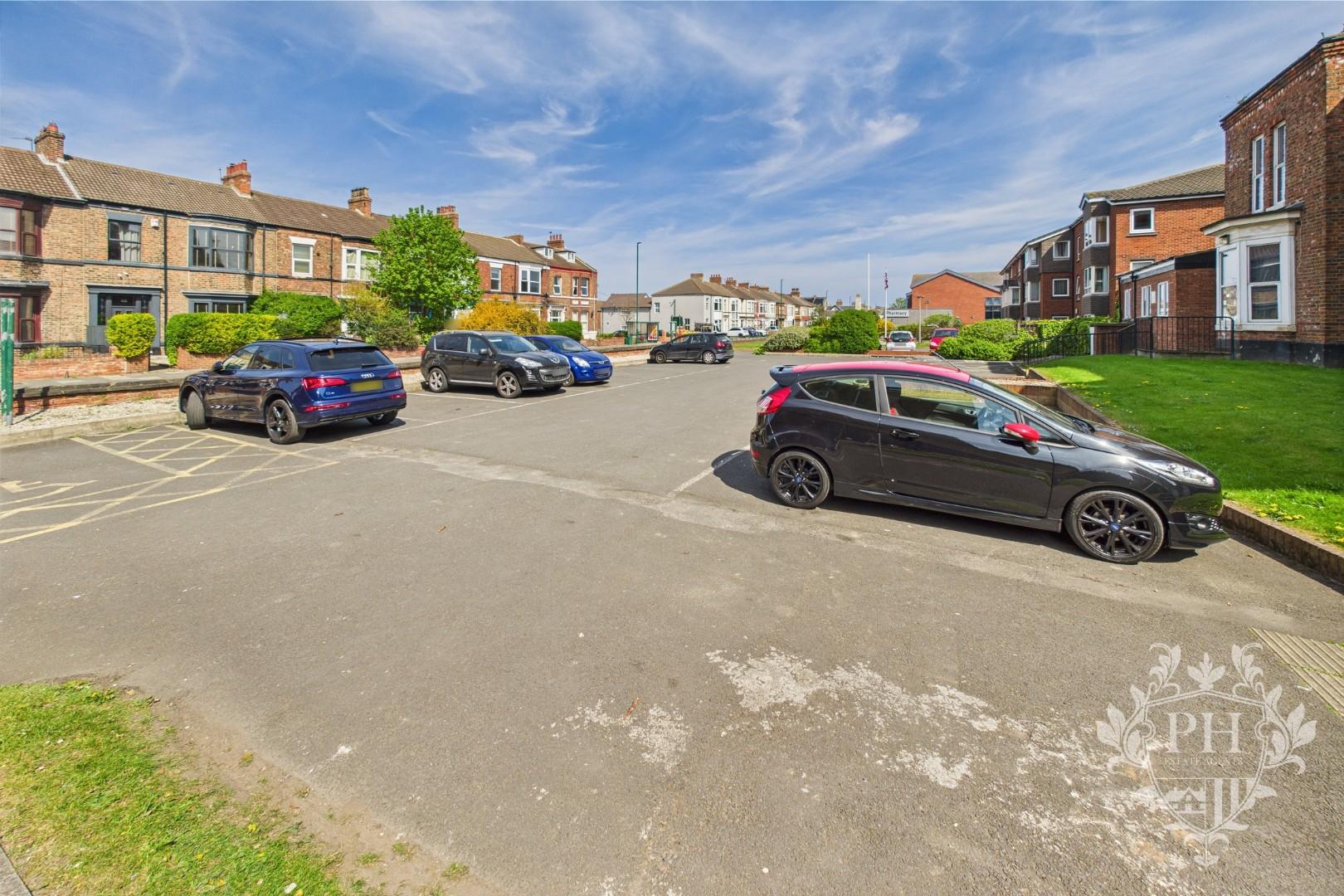 Flat Coatham Road in Redcar