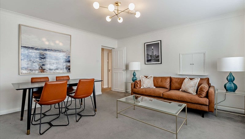 Flat Fulham Road in Greater London