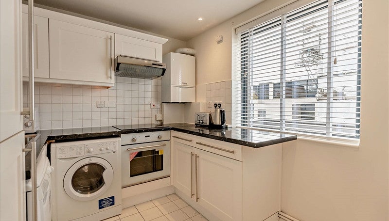 Flat Fulham Road in Greater London