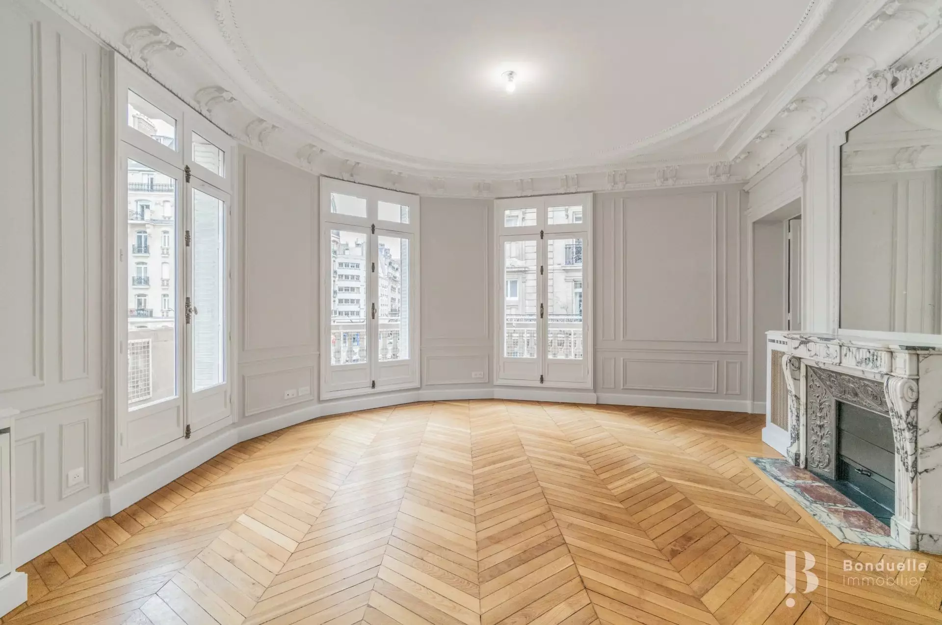 Flat Rue de Courcelles in Paris