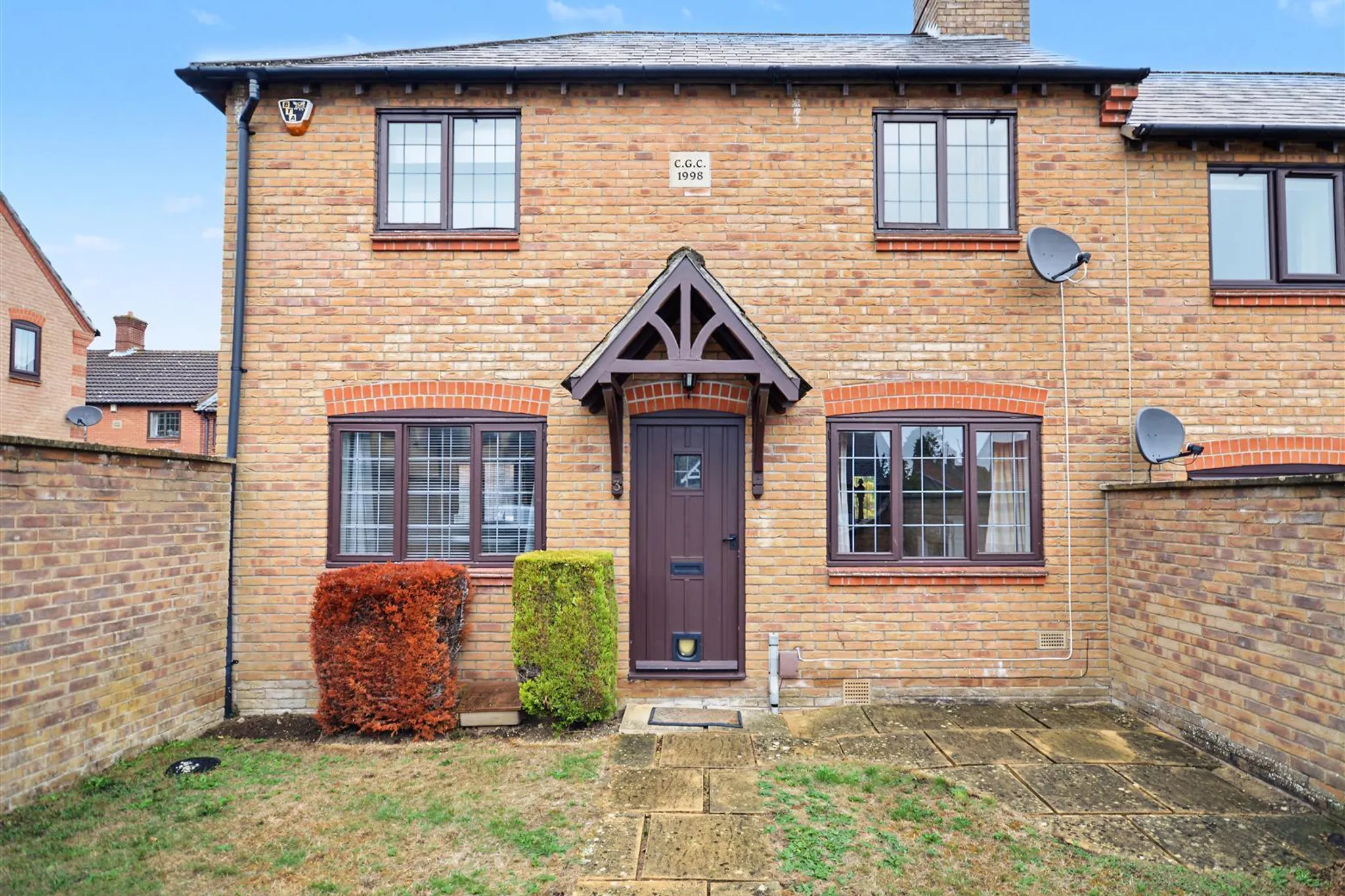 House Lunchfield Lane in Moulton