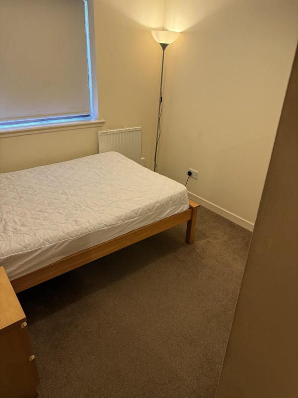 Room Gilmerton Road in City of Edinburgh