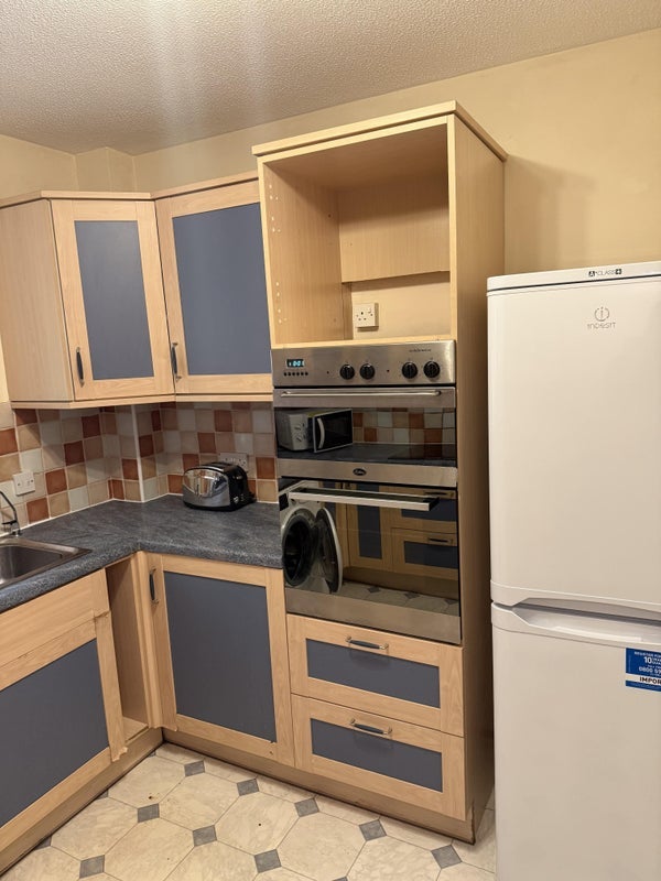 Room Gilmerton Road in City of Edinburgh