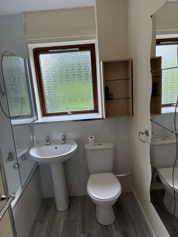 Room Gilmerton Road in City of Edinburgh