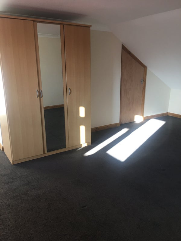 Room Princes Street in Slough